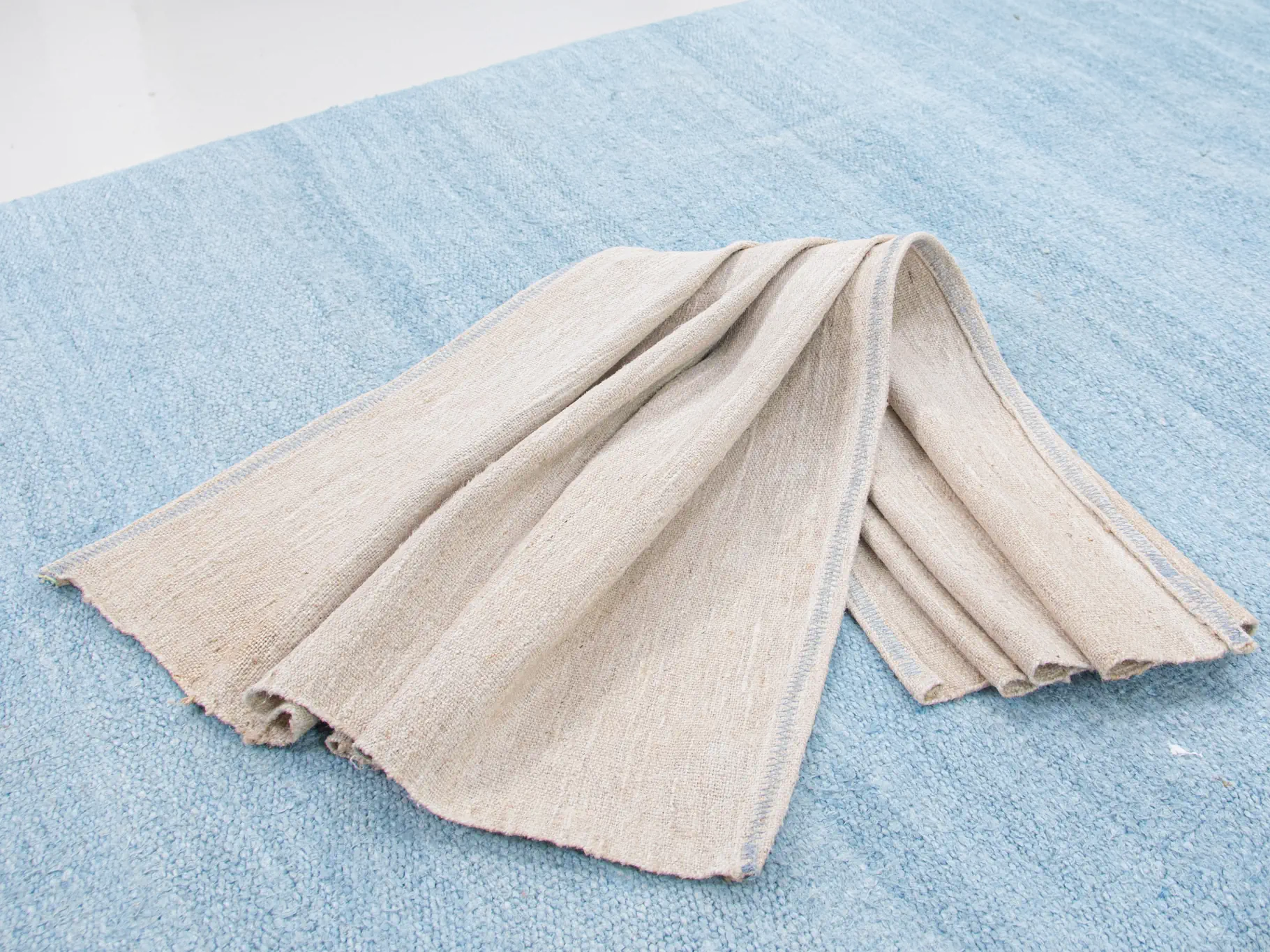 A Kiss of the Sun: Whisper-Thin Hemp Upholstery for Ethereal Beauty (Natural color) 54" 5 natural color hemp upholstery 500sqm (1)