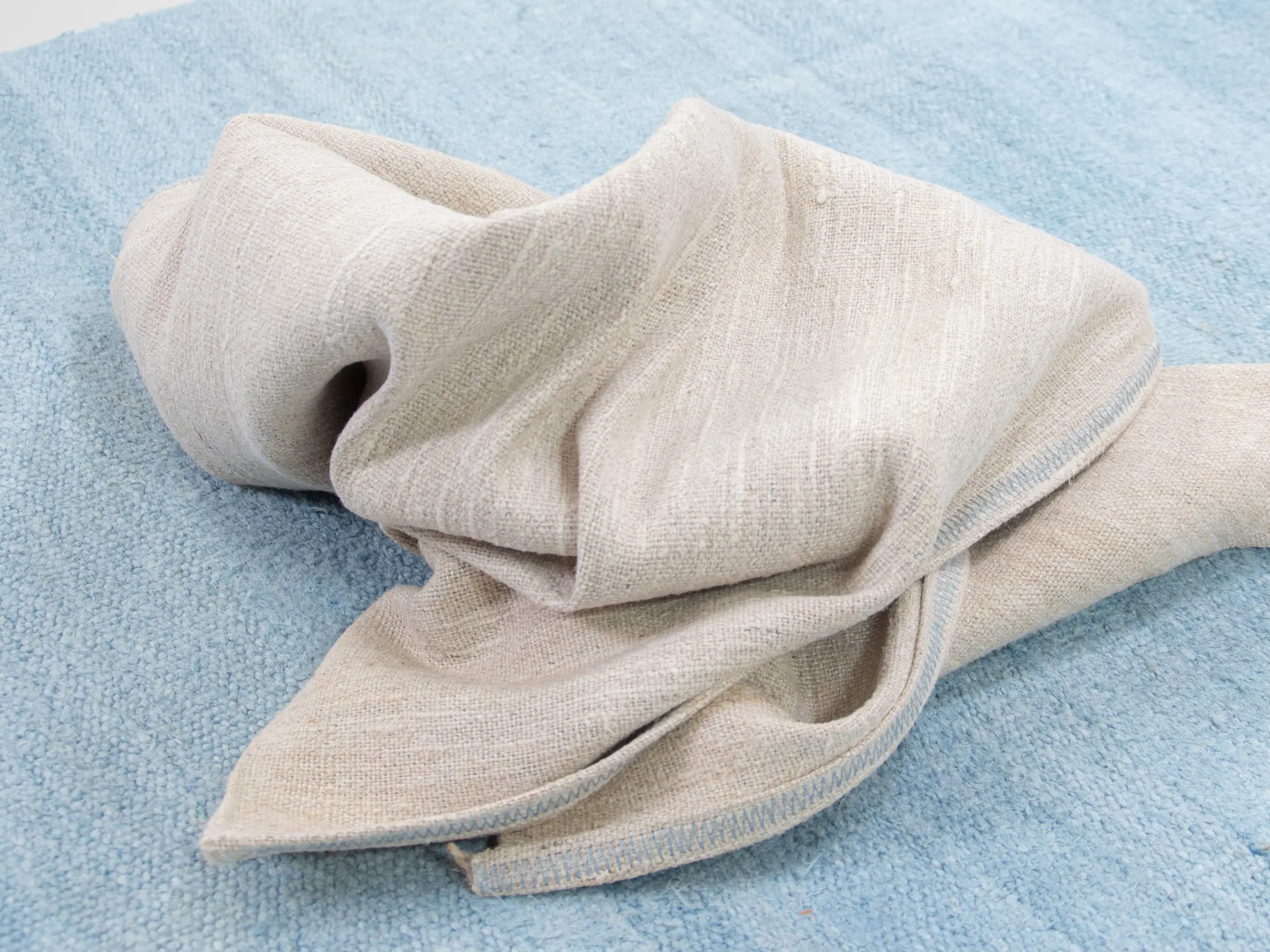 A Kiss of the Sun: Whisper-Thin Hemp Upholstery for Ethereal Beauty (Natural color) 54" 7 natural color hemp upholstery 500sqm (1)