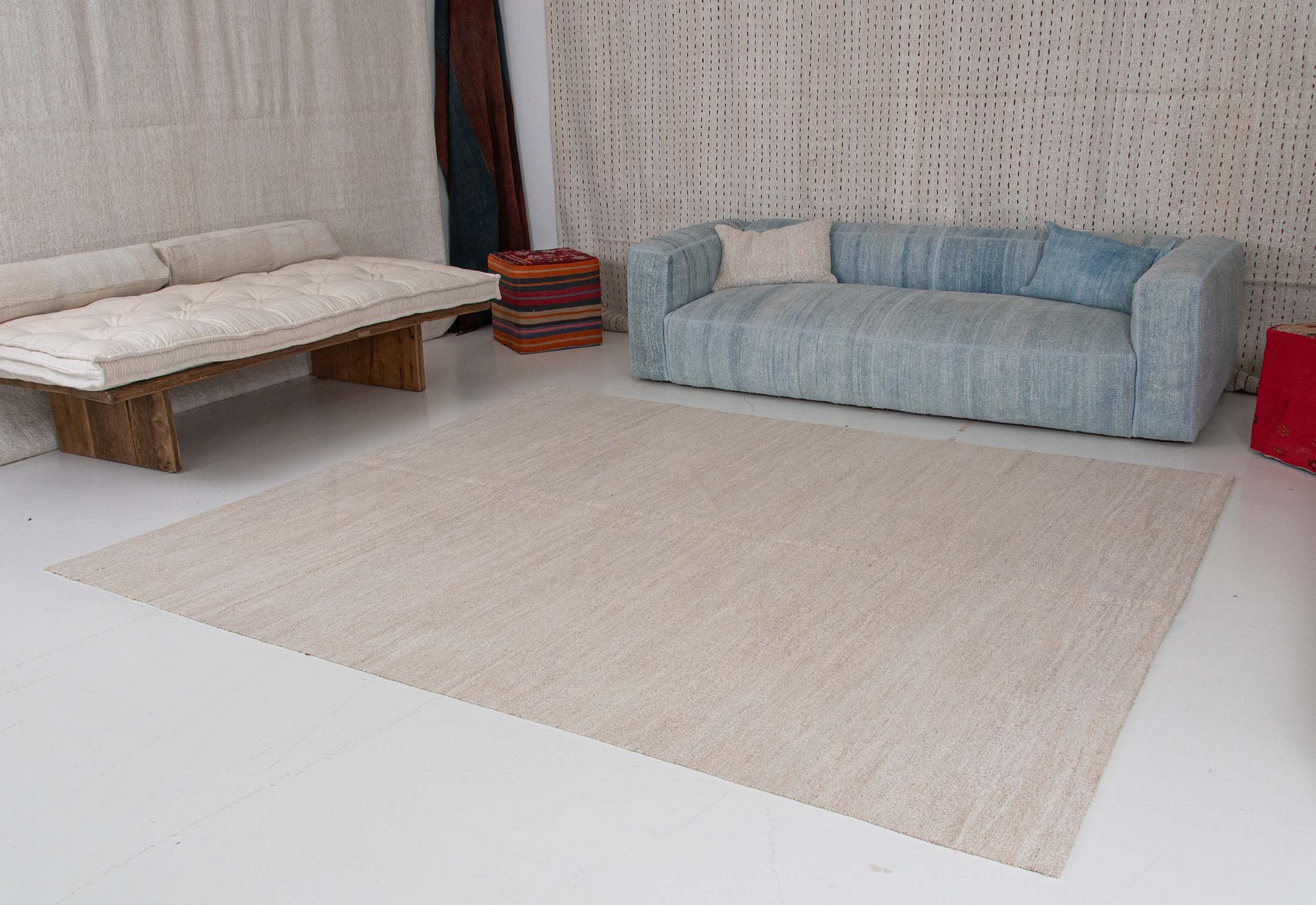 Timeless Earth Tones: Upcycled Hemp Kilim Rug - Natural color | 250x 300 cm - 8 x 9'6 ft | KL288222 6 sandstone solid color hemp kilim rug