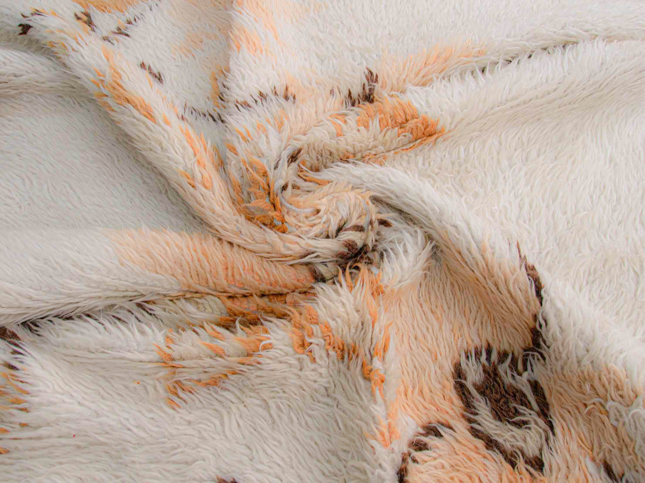 Authentic Vintage Turkish Tulu Rugs : White Pink Large Flower Design