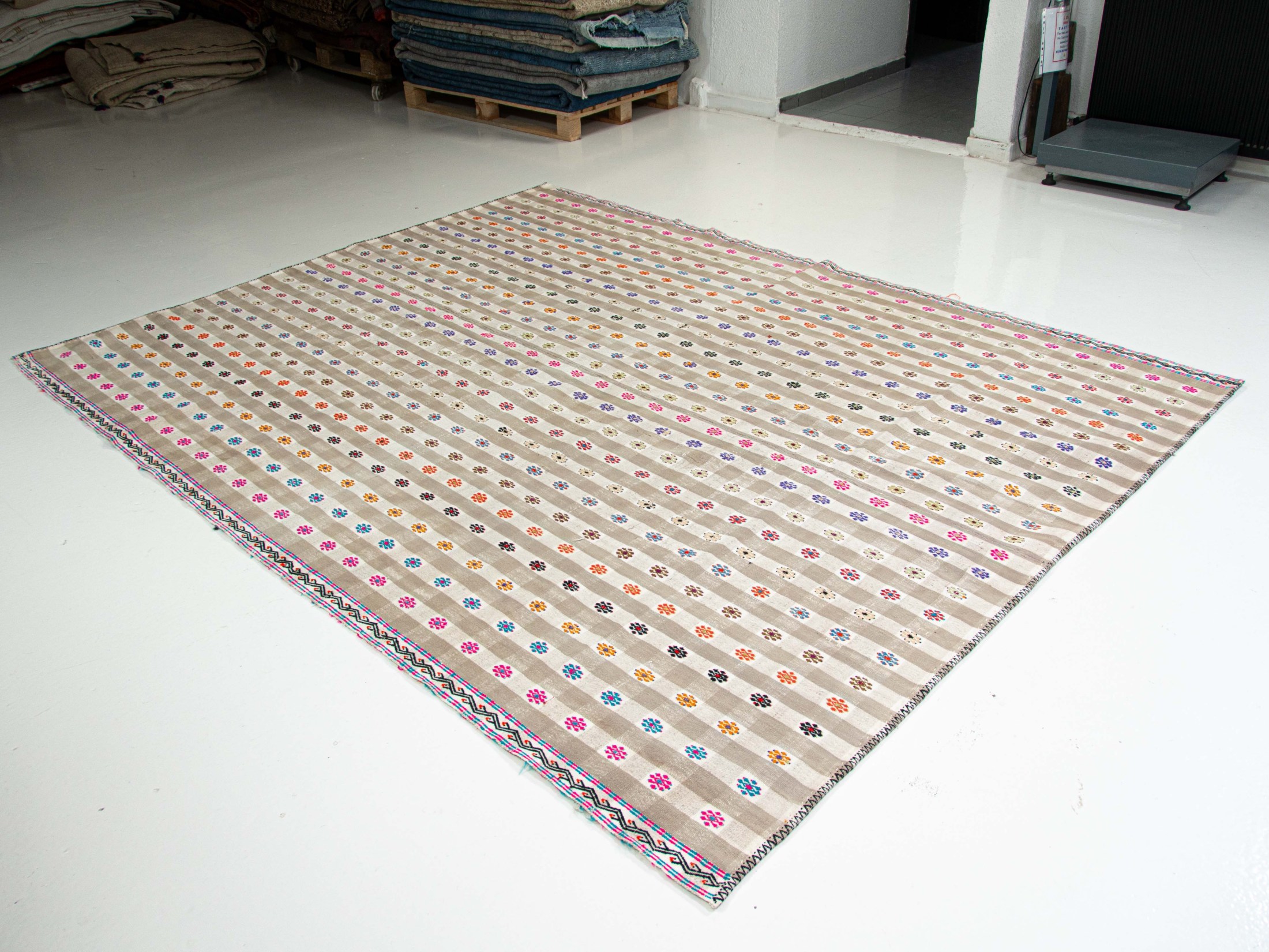 Turkish Cotton Kilim Rug : Vintage Adana Kilim with Stripes and Embroideries | 216x275 cm - 7x9 ft | PR540523 12 Turkish cotton kilim rug Adana kilim