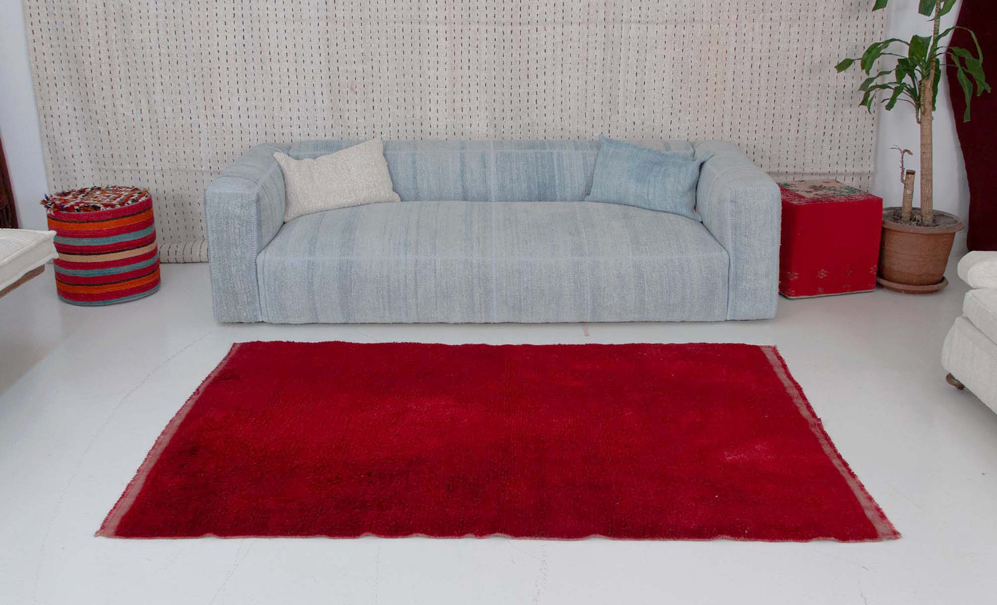 Authentic Vintage Turkish Tulu Rugs : Solid Vibrant Red Runner | 147x221 cm 4.82x7.27 ft | TL058018 6 Authentic Vintage Turkish Tulu Rugs : Authentic Vintage Turkish Tulu Rugs : solid red color