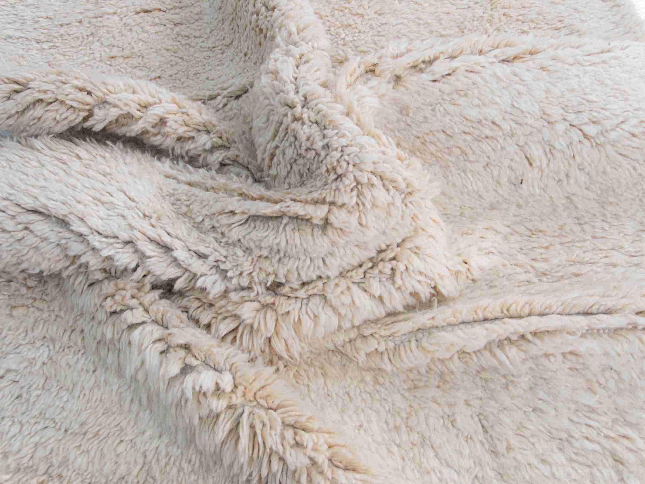 Authentic Vintage Turkish Tulu Rugs : Authentic Vintage Turkish Tulu Rugs : solid natural white color