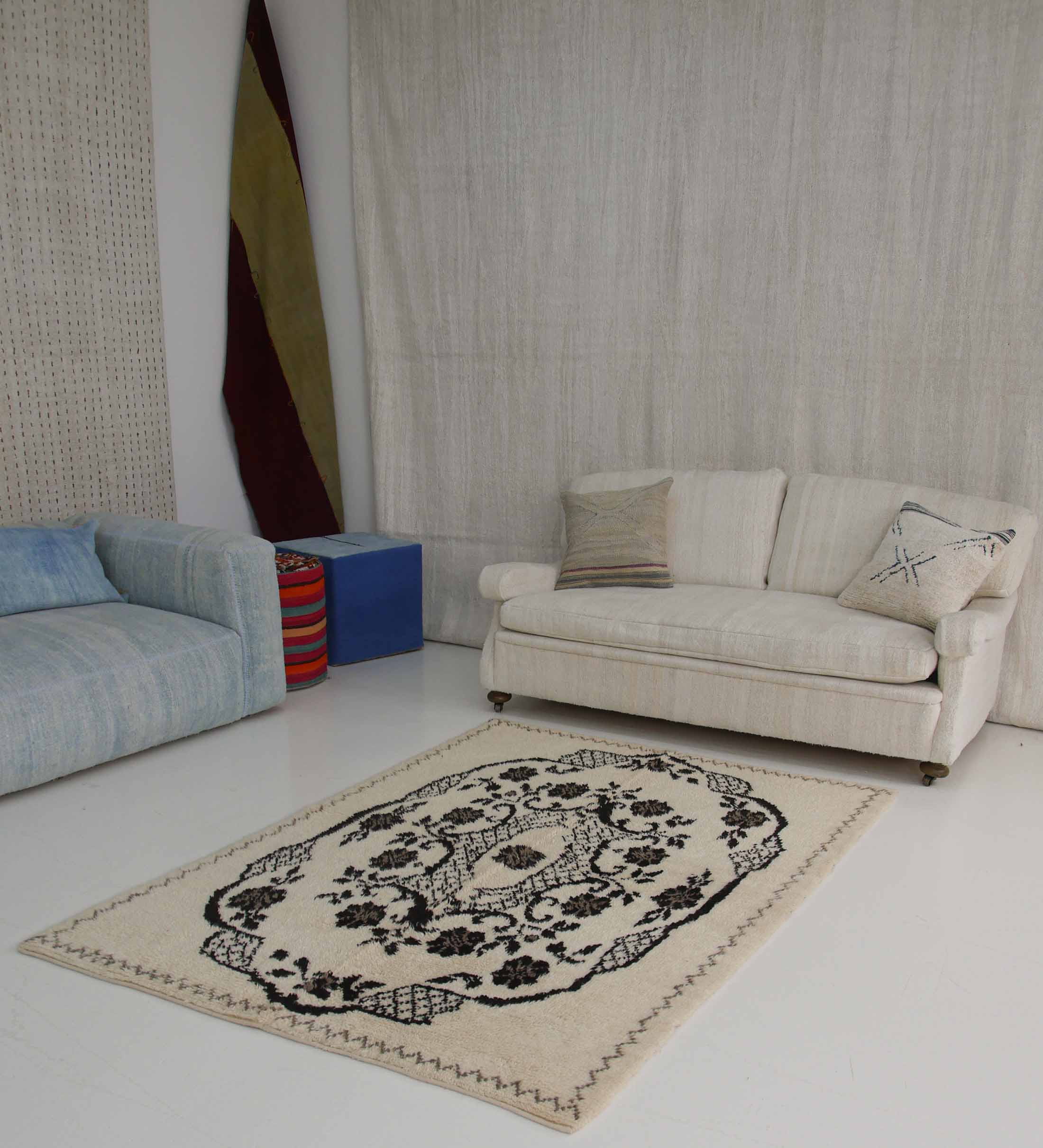 Authentic Vintage Turkish Tulu Rugs : White Brown Floral Carpet | 145x200 cm 5x6.5 ft | TL062118 5 Authentic Vintage Turkish Tulu Rugs : White Brown Floral medallion Carpet