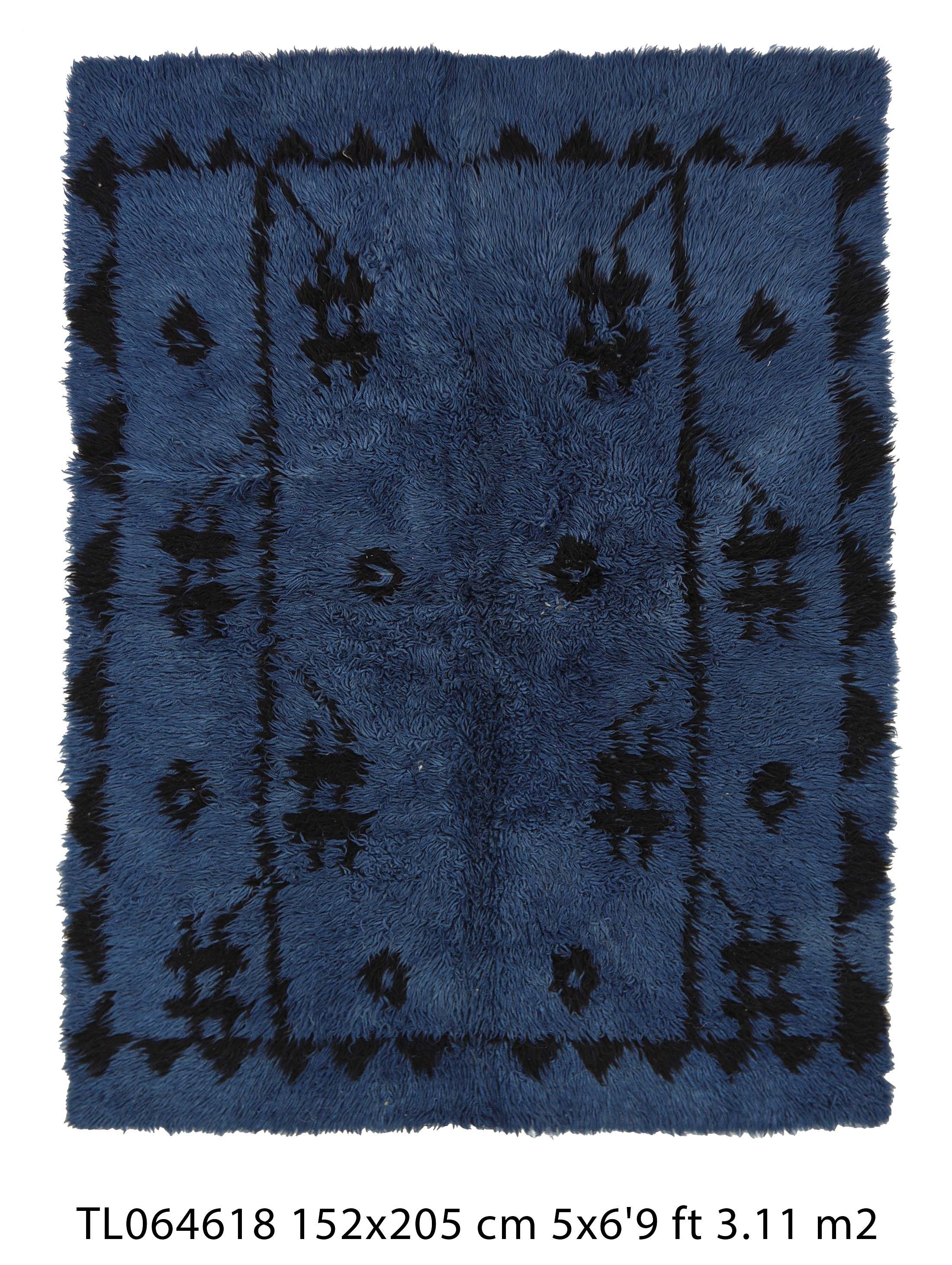 Authentic Vintage Turkish Tulu Rugs : overdyed blue color with archaic pattern