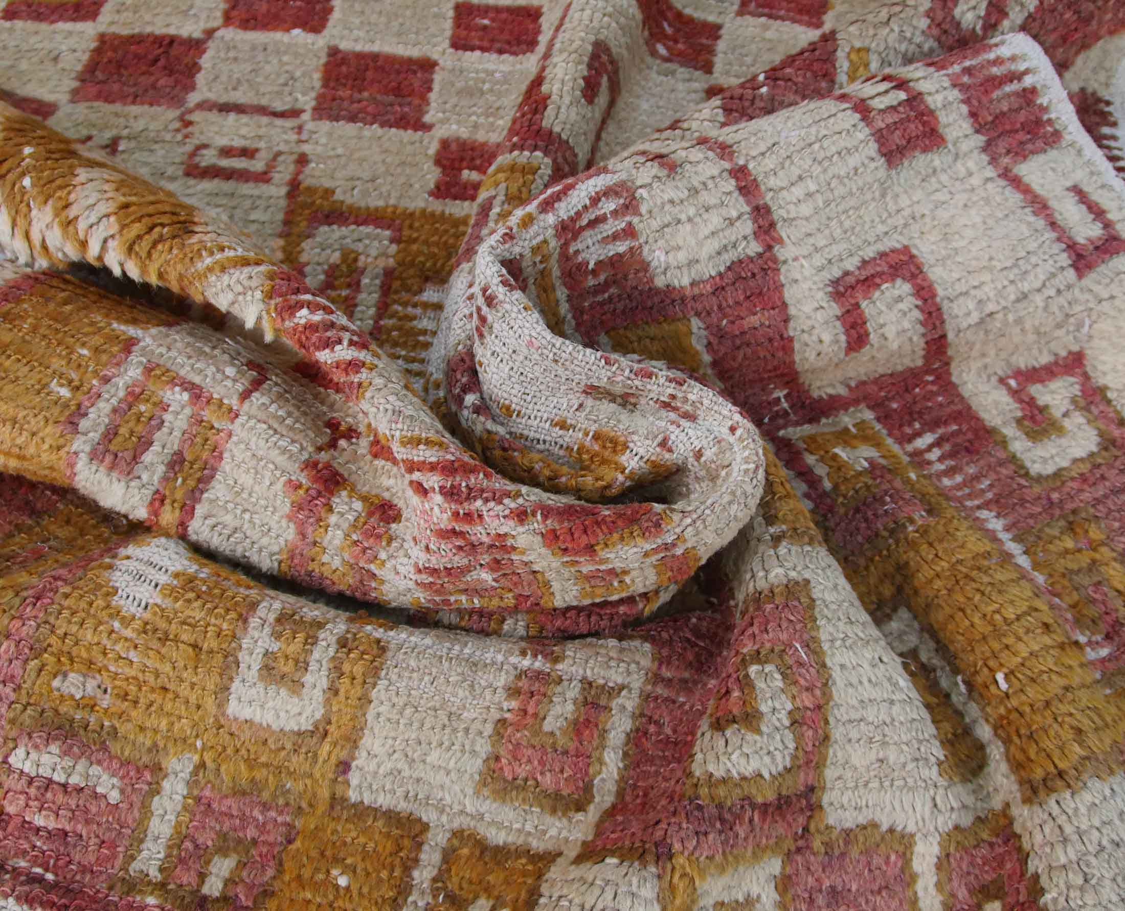 Authentic Vintage Turkish Tulu Rugs : Red beige checkered